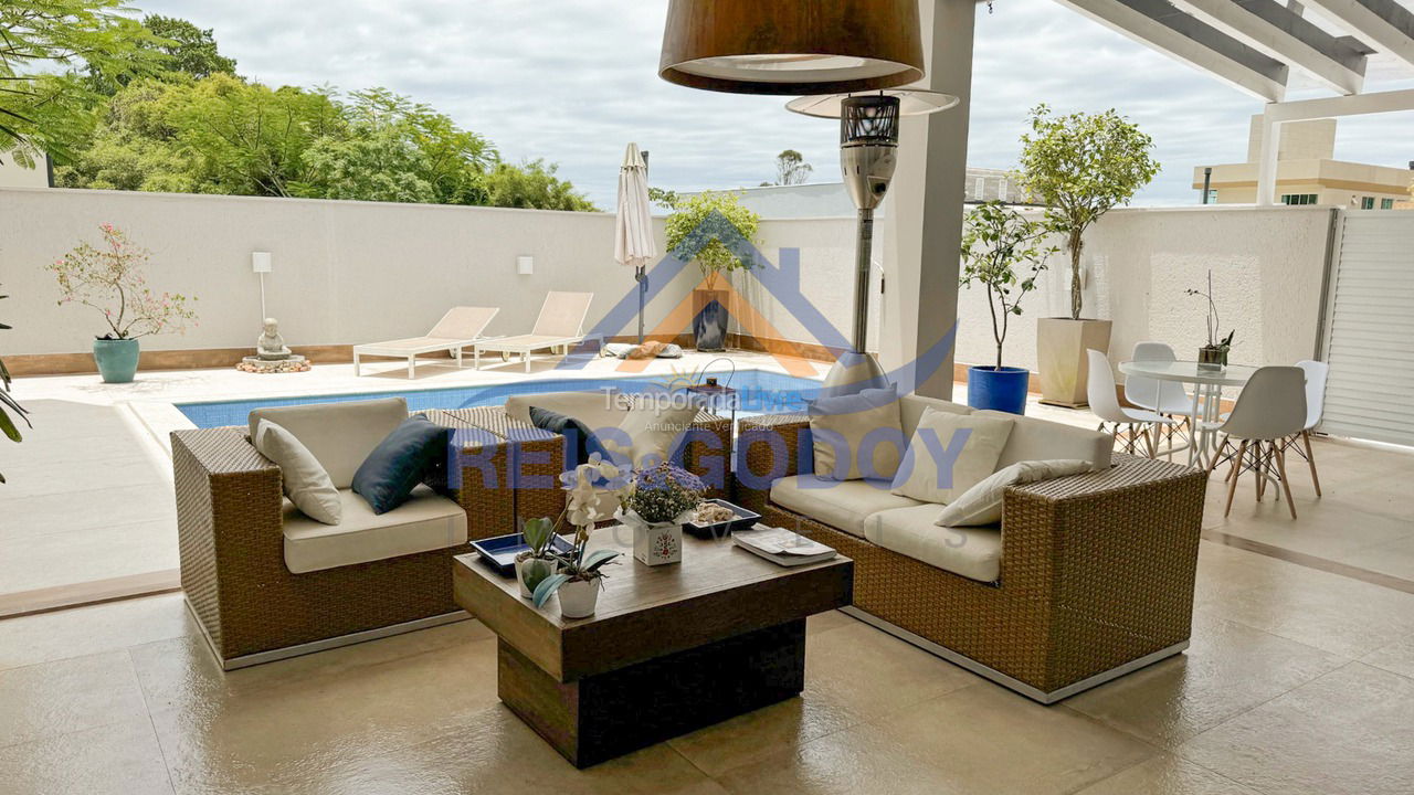 House for vacation rental in Florianopolis (Canasvieiras)