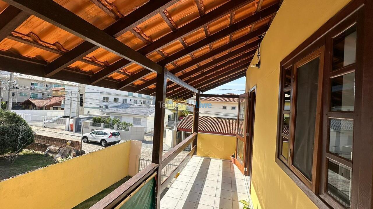 Apartamento para aluguel de temporada em Florianopolis (Praia dos Ingleses)