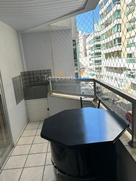 Apartamento para aluguel de temporada em Itapema (Meia Praia)