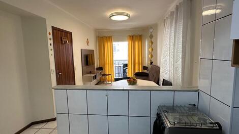 Apartamento praia de Itapema Sc bairro meia praia