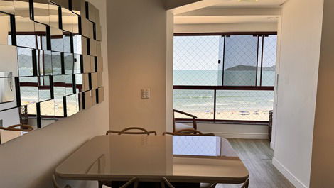 FRONT SEA! SACADA C / CHURRASQ; 4 QTOS; 3 BATHROOMS; 2 VAGAS; AIR; WIFI