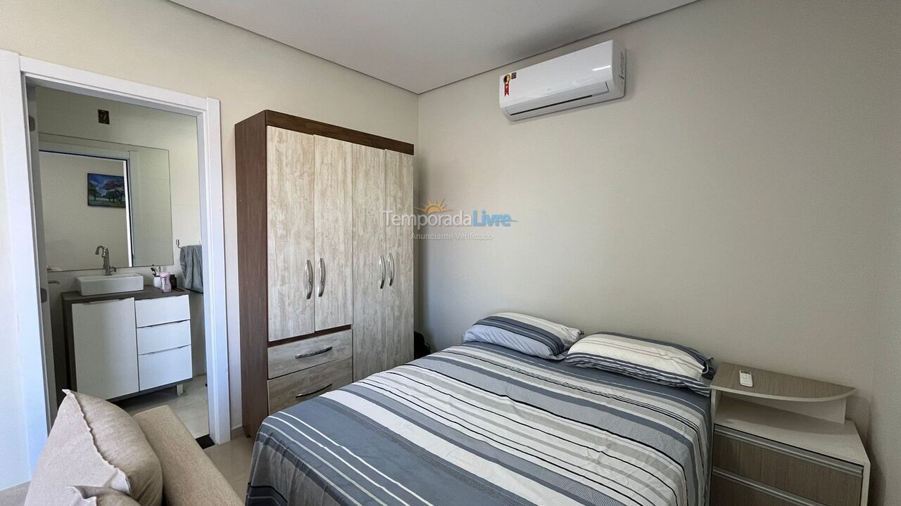 Apartment for vacation rental in Florianópolis (Praia do Santinho)