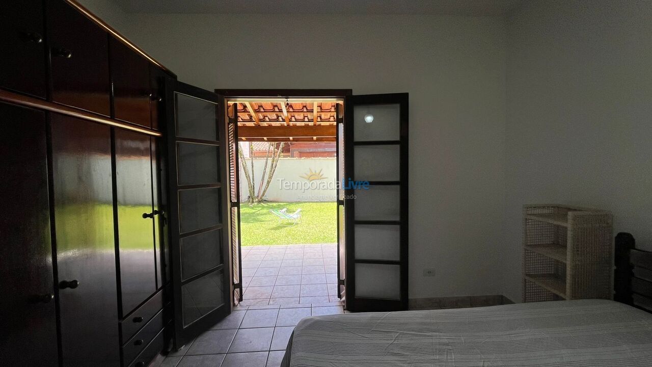 Casa para alquiler de vacaciones em Caraguatatuba (Capricórnio)