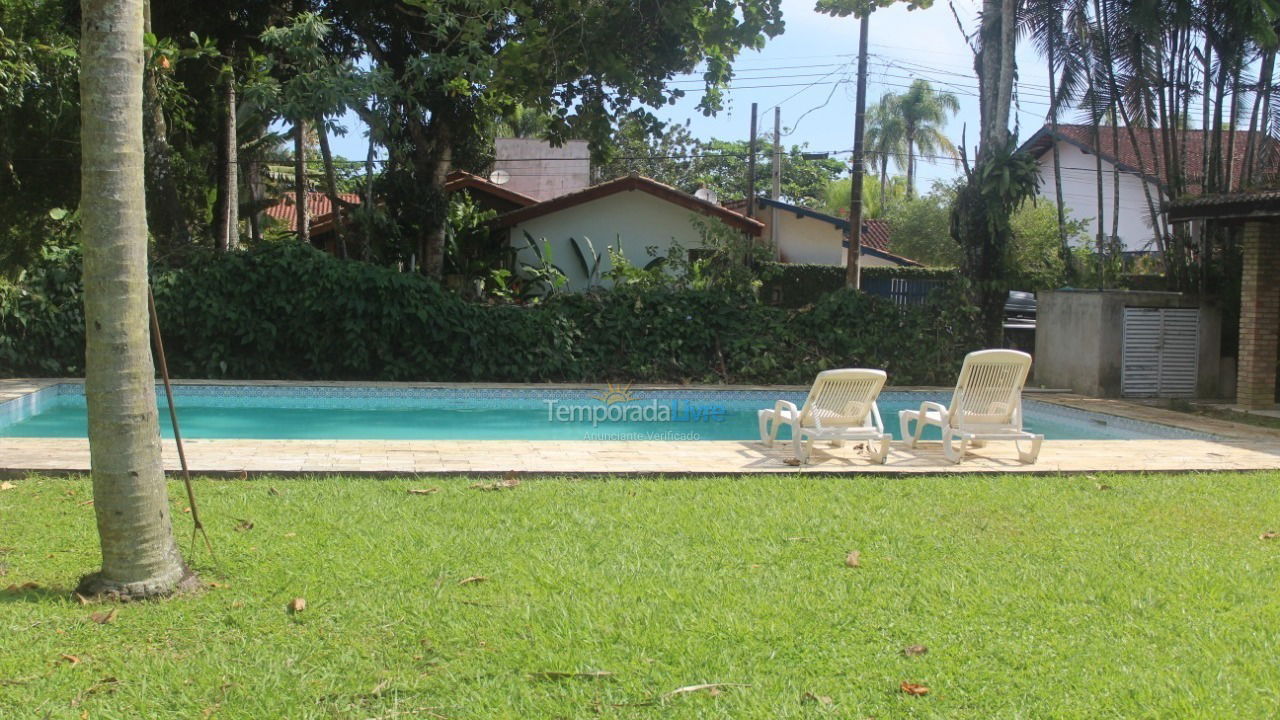 Casa para alquiler de vacaciones em Ubatuba (Praia do Lázaro)