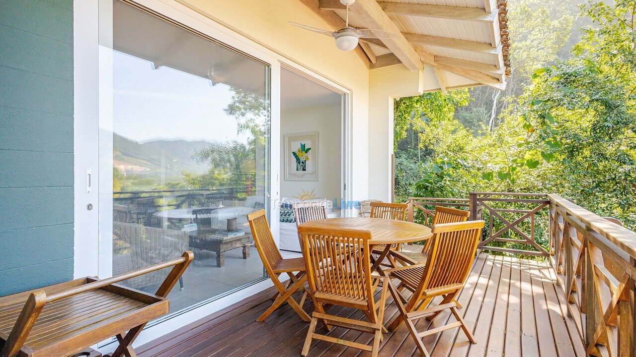 Casa para alquiler de vacaciones em São Sebastião (Camburi)