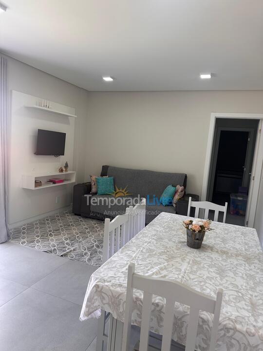 Apartment for vacation rental in Governador Celso Ramos (Praia de Palmas)