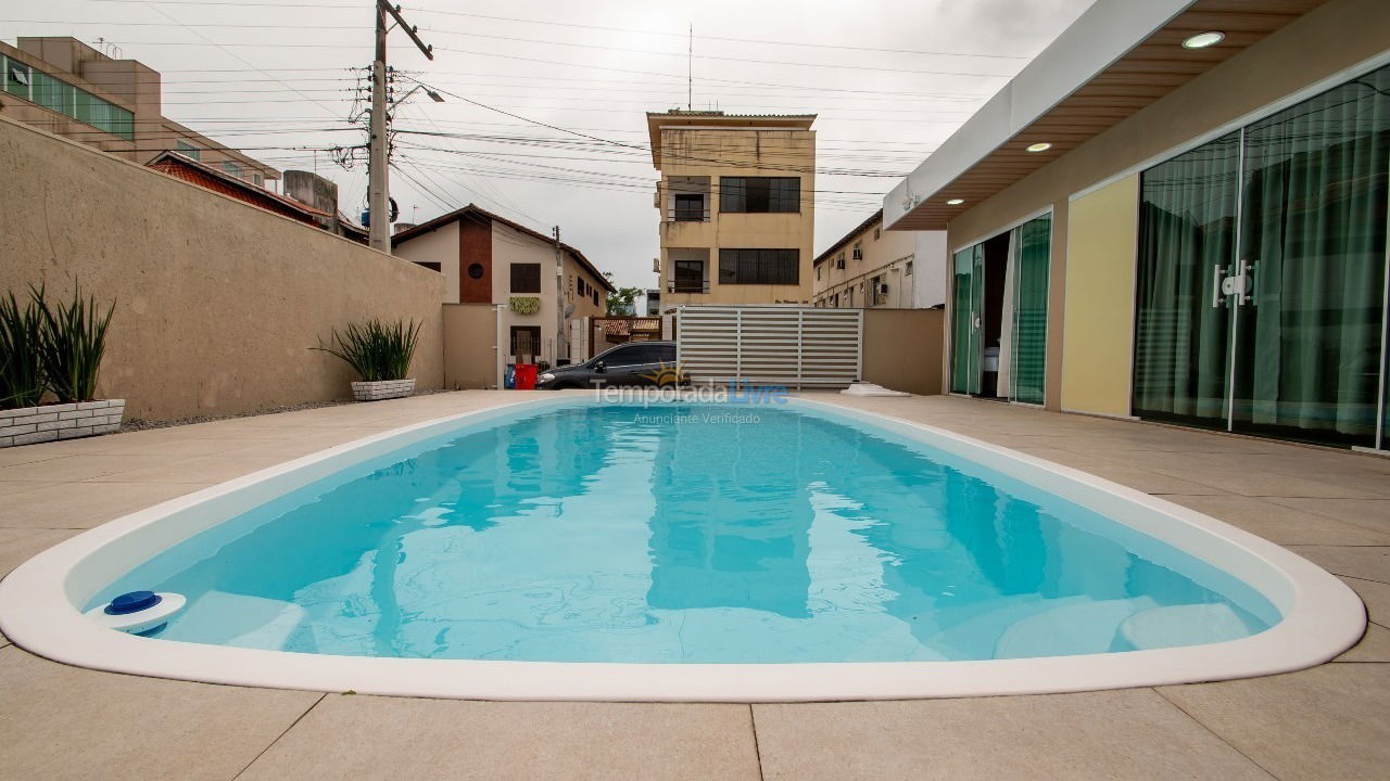 Casa para alquiler de vacaciones em Florianopolis (Canasvieiras)