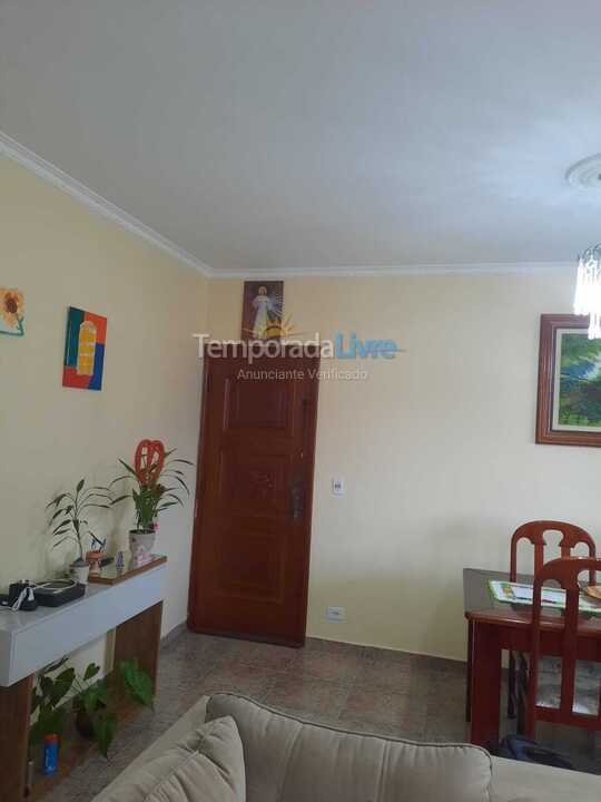 Apartamento para aluguel de temporada em Praia Grande (Canto do Forte)