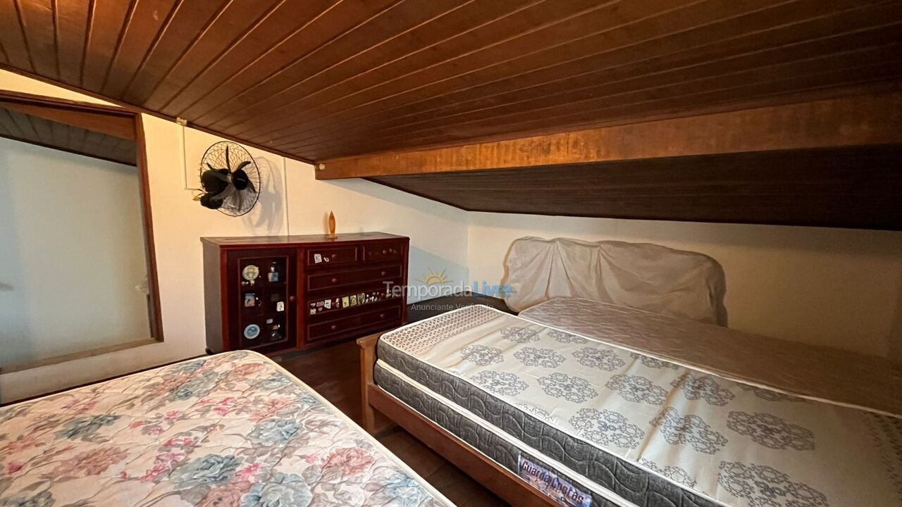 Casa para alquiler de vacaciones em Caraguatatuba (Capricórnio)