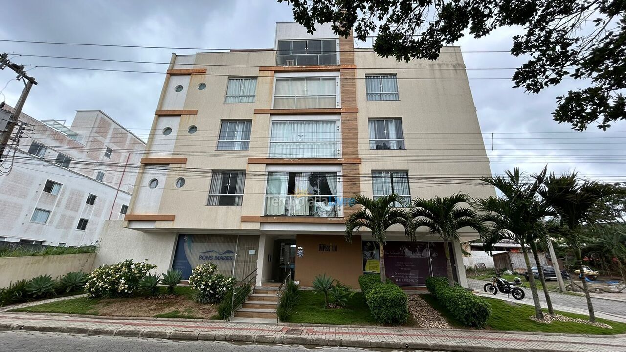 Apartamento para aluguel de temporada em Bombinhas (Praia de Bombas)