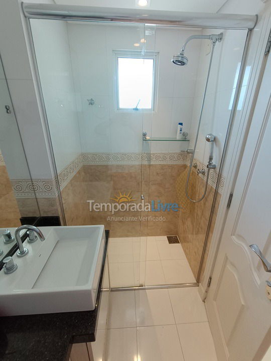 Apartamento para aluguel de temporada em Balneário Camboriú (Barra Sul)