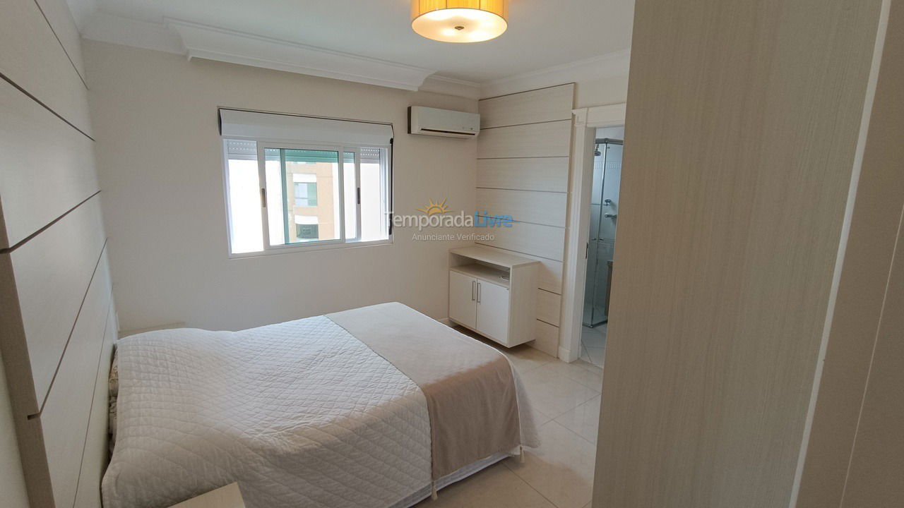 Apartamento para aluguel de temporada em Balneário Camboriú (Barra Sul)