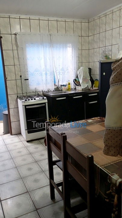 Casa para aluguel de temporada em Itanhaém (Bopiranga)