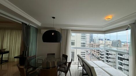 Apartamento 4 Suites Frente Avenida