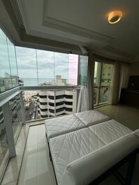 Apartamento 4 Suites Frente Avenida