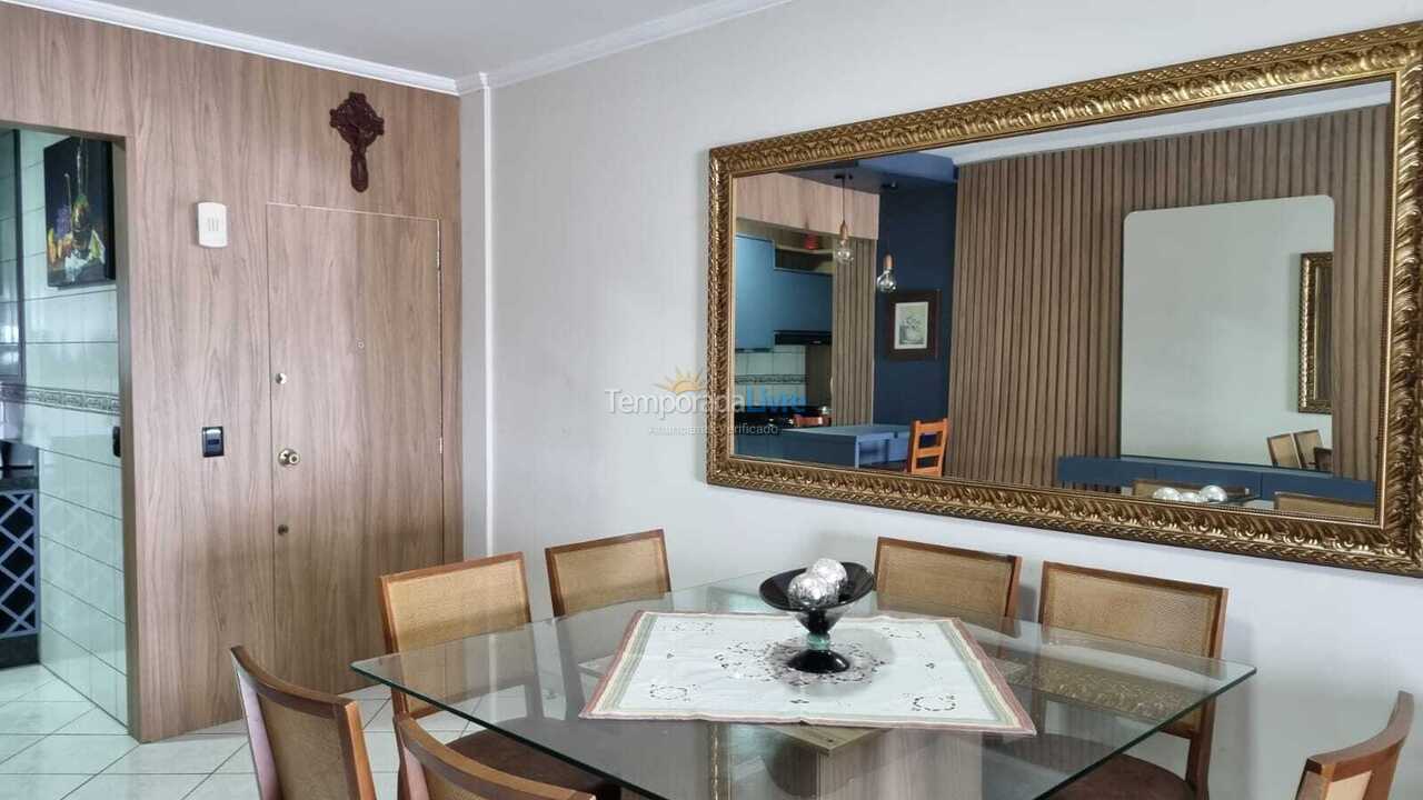 Apartamento para aluguel de temporada em Itapema (Meia Praia)