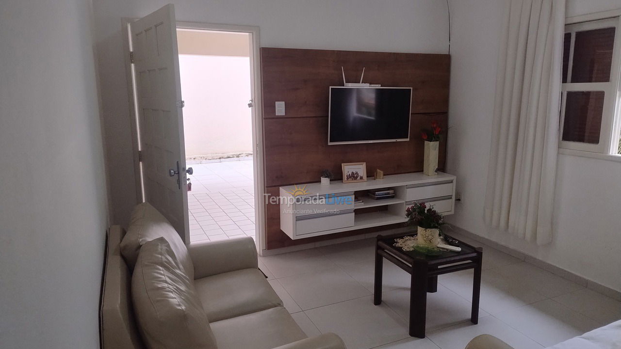 Apartamento para aluguel de temporada em Itapema (Meia Praia)