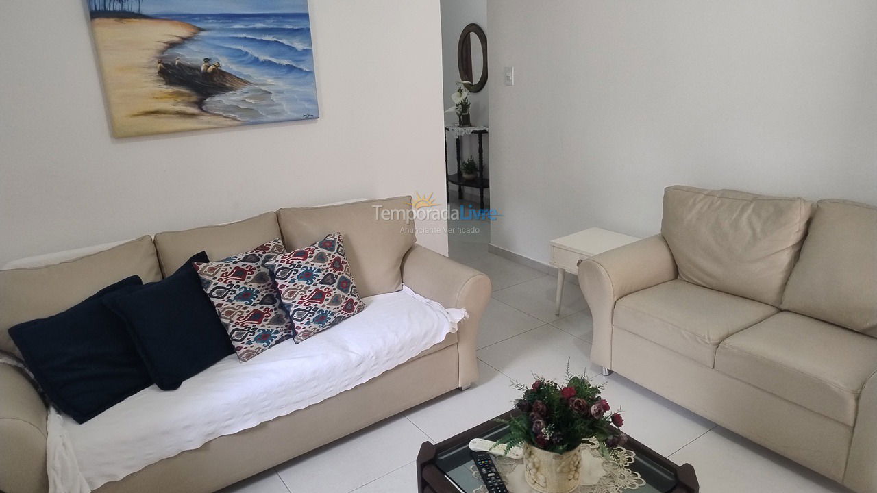 Apartamento para aluguel de temporada em Itapema (Meia Praia)