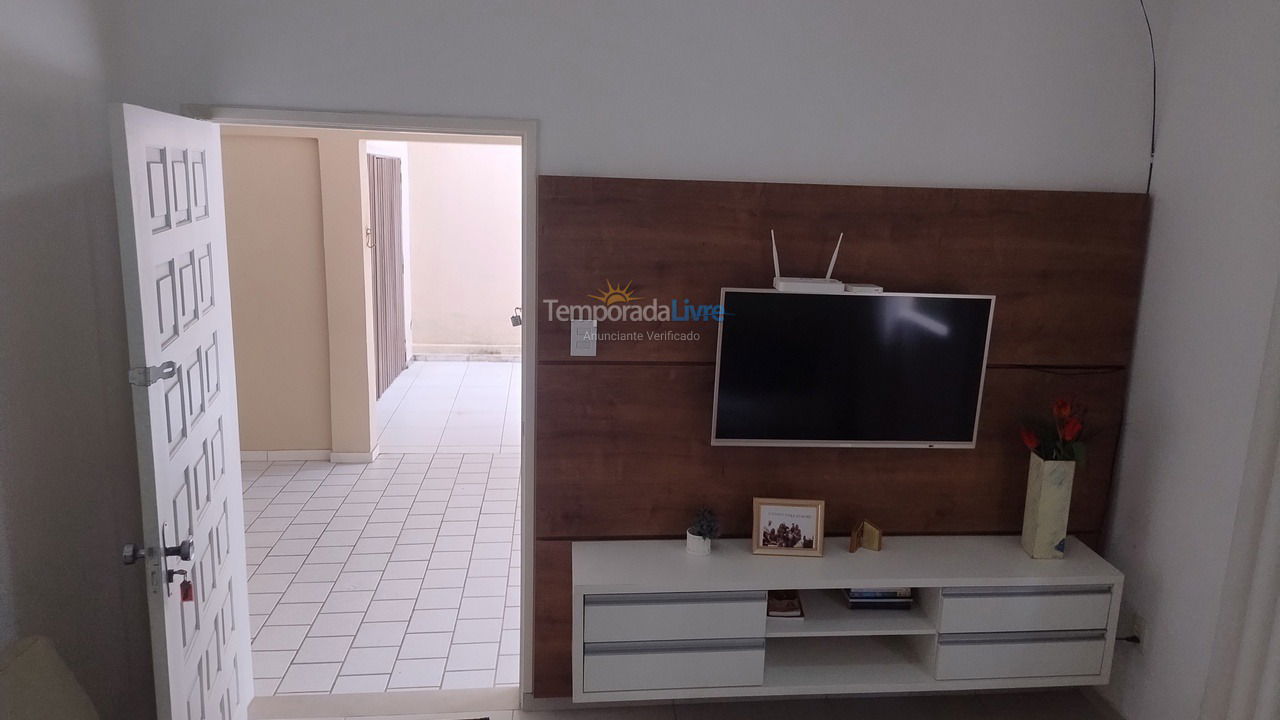 Apartamento para aluguel de temporada em Itapema (Meia Praia)