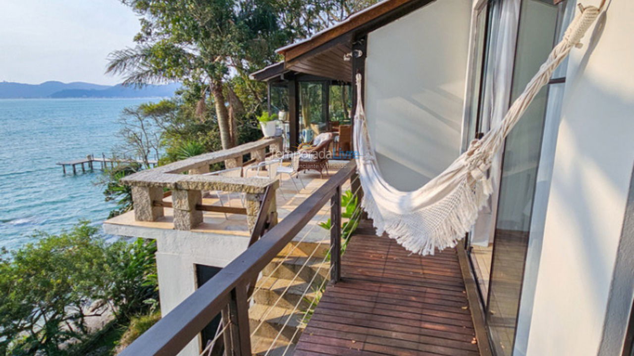 Casa para alquiler de vacaciones em Bombinhas (Praia da Tainha)