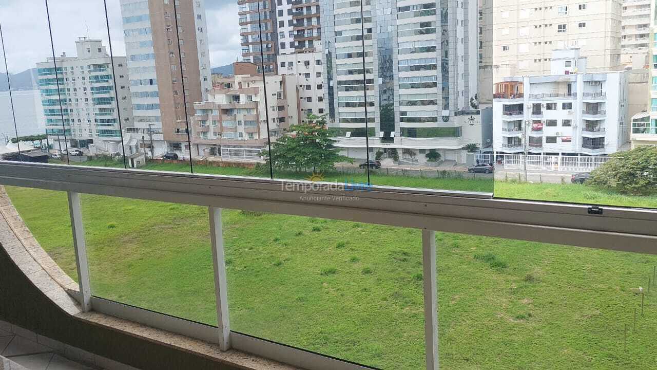 Apartamento para aluguel de temporada em Itapema (Meia Praia)