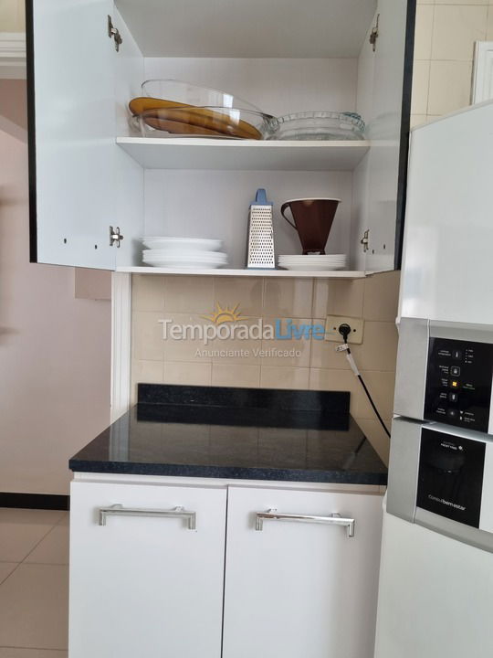 Apartamento para aluguel de temporada em Guarujá (Enseda)