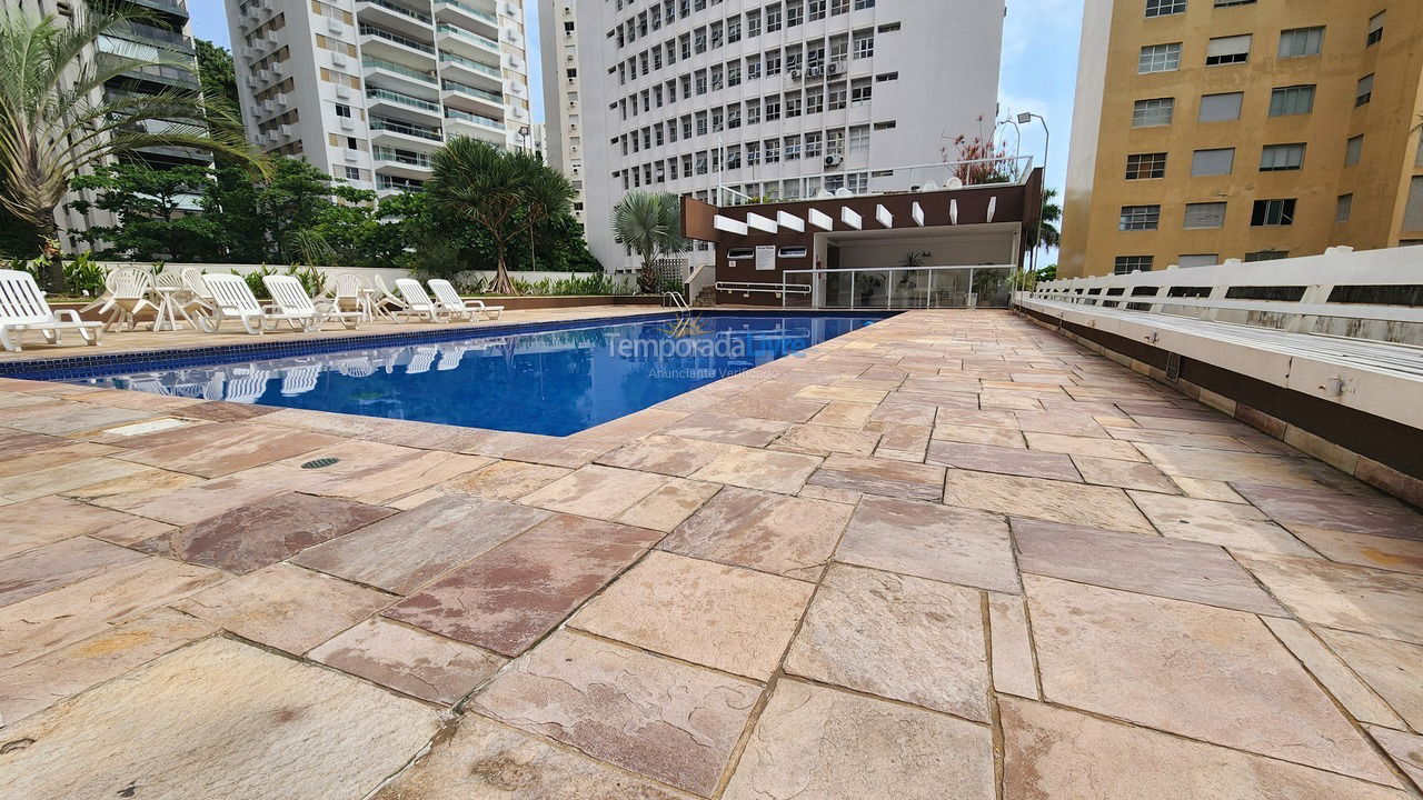 Apartment for vacation rental in Guarujá (Pitangueiras)