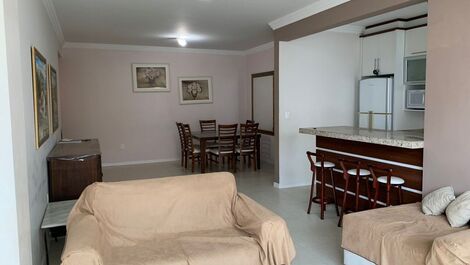 Apartamento com 4 dormitórios Frente Mar