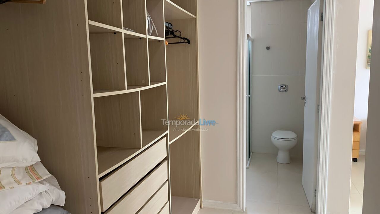 Apartamento para aluguel de temporada em Itapema (Meia Praia)