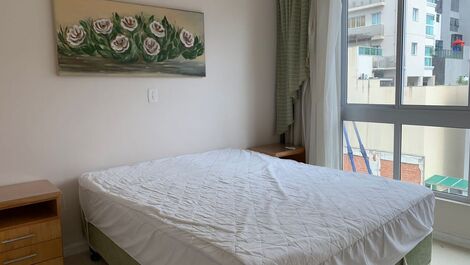Apartamento com 4 dormitórios Frente Mar