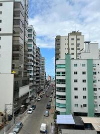 Excelente apartamento em Meia Praia