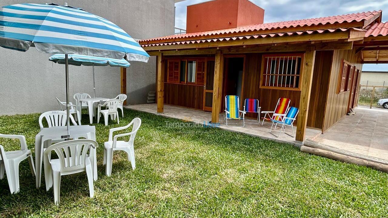 Casa para alquiler de vacaciones em Balneário Gaivota (Santa Fé)