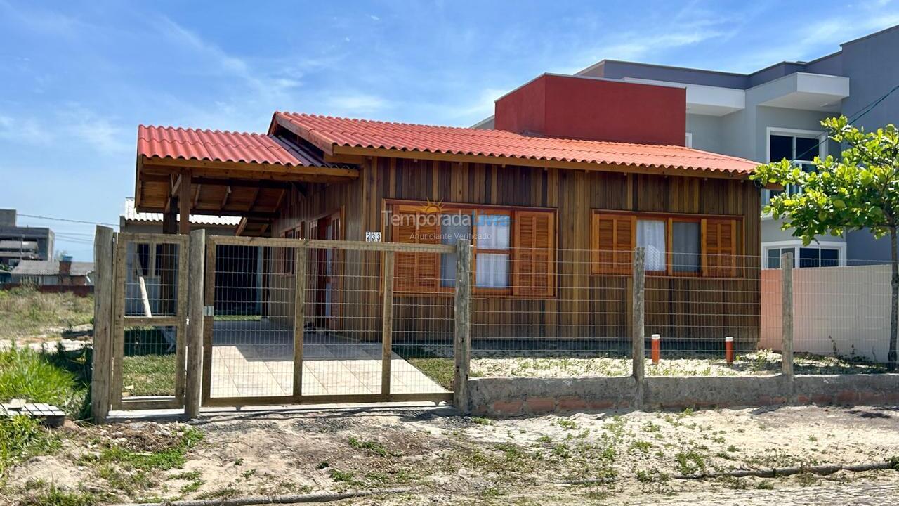 Casa para alquiler de vacaciones em Balneário Gaivota (Santa Fé)