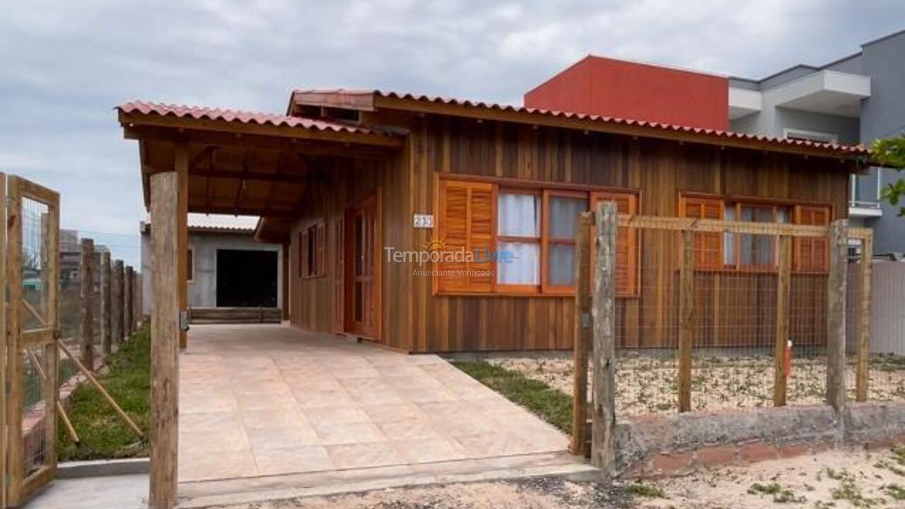 Casa para alquiler de vacaciones em Balneário Gaivota (Santa Fé)