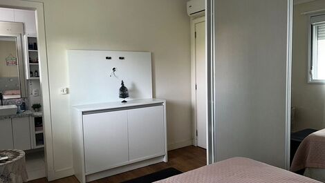 APARTAMENTO COM 02 DORMITORIOS EM INGLESES!