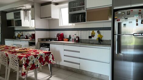 APARTAMENTO COM 02 DORMITORIOS EM INGLESES!