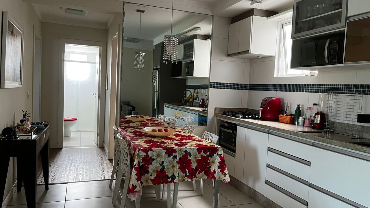 Apartamento para aluguel de temporada em Florianopolis (Praia dos Ingleses)