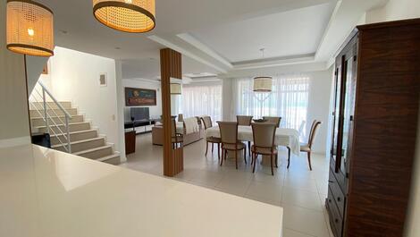 Casa de 3 habitaciones frente al mar