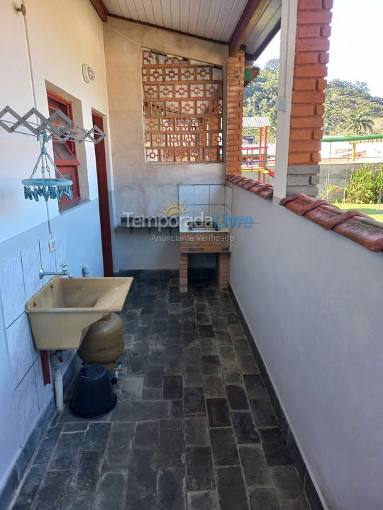 House for vacation rental in Caraguatatuba (Praia da Cocanha Massaguaçu)