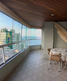 APARTAMENTO 3 DORMITÓRIOS SENDO 1 SUÍTE