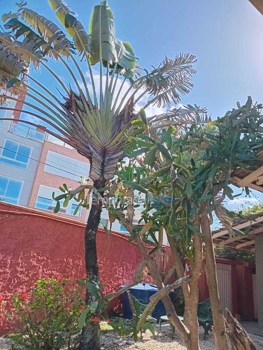 Casa para alquiler de vacaciones em Balneário Camboriú (Praia dos Amores)