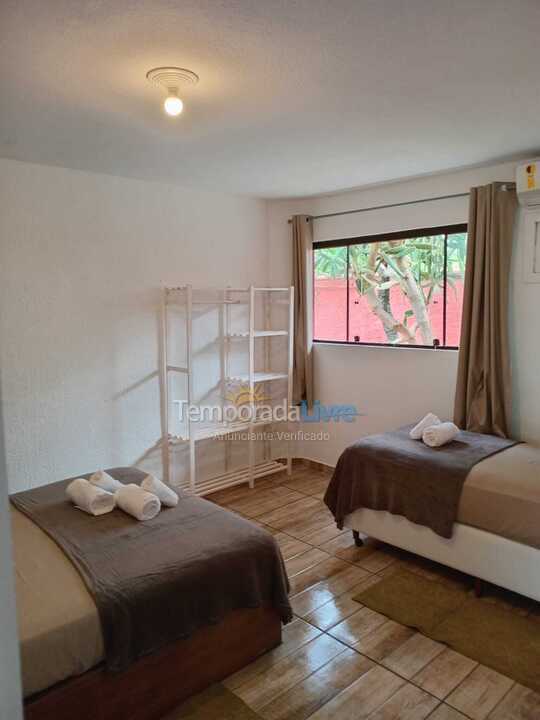 Casa para alquiler de vacaciones em Balneário Camboriú (Praia dos Amores)