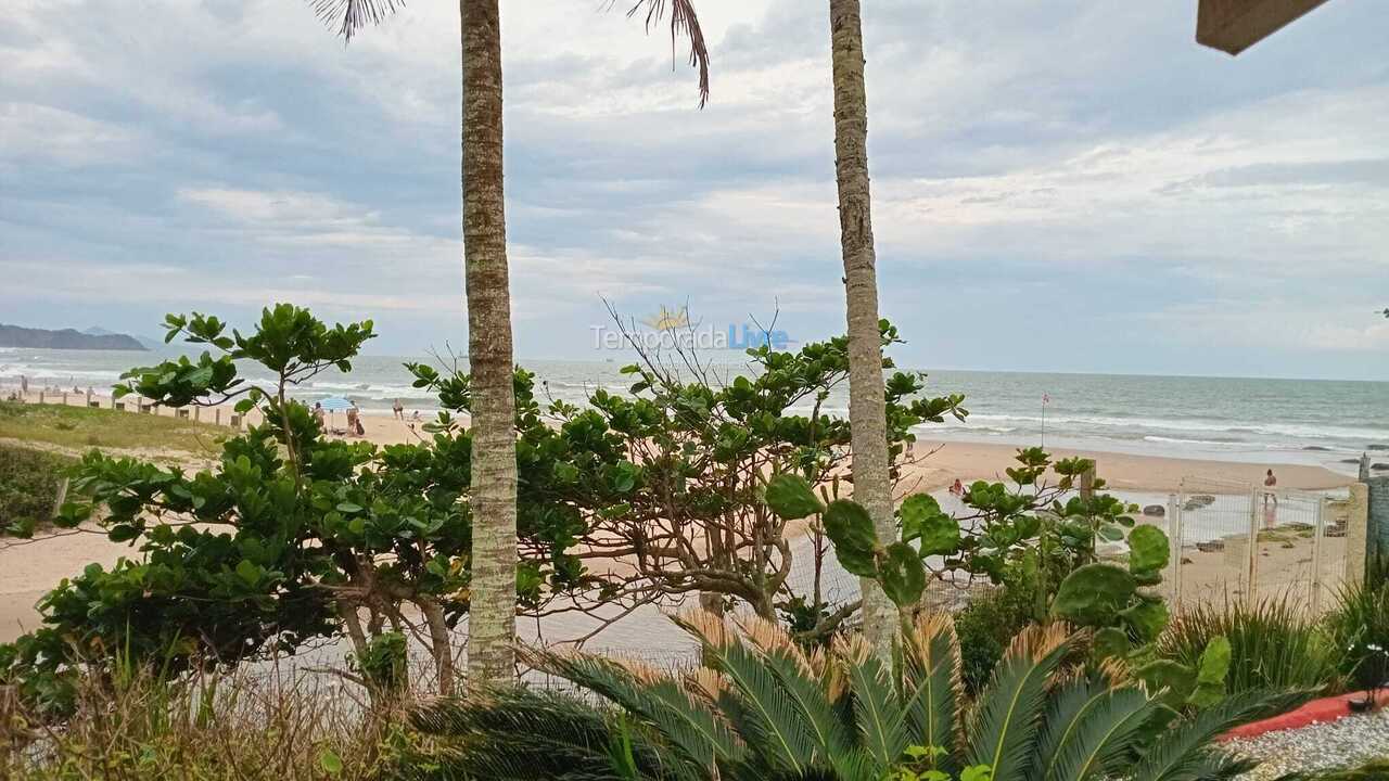 Casa para alquiler de vacaciones em Balneário Camboriú (Praia dos Amores)