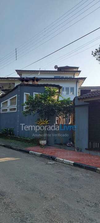 Casa para alquiler de vacaciones em Bertioga (Praia de Guaratuba)