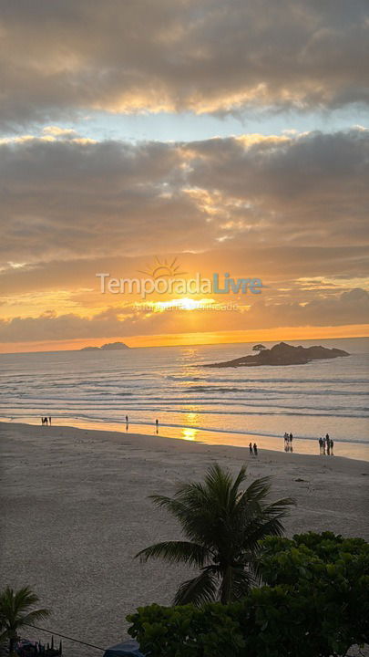 Apartment for vacation rental in Guarujá (Pitangueiras)