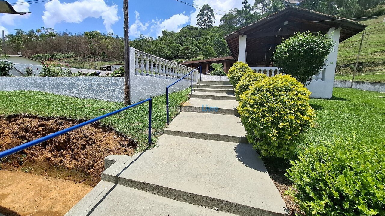 Casa para aluguel de temporada em Juquitiba (Padeiros)