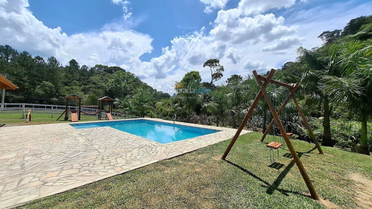 Casa para aluguel de temporada em Juquitiba (Ritas)