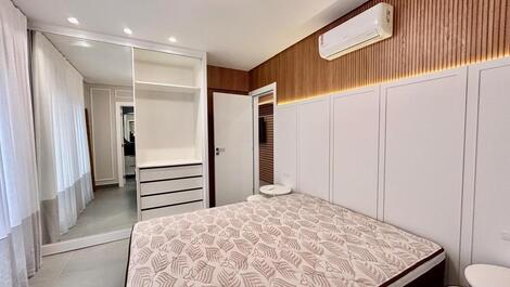 Apartamento de 02 quartos com vista para o mar