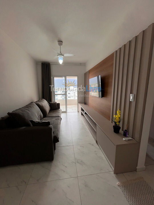 Apartamento para aluguel de temporada em Praia Grande (Praia do Caiçara)