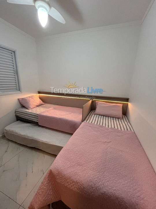 Apartamento para alquiler de vacaciones em Praia Grande (Praia do Caiçara)